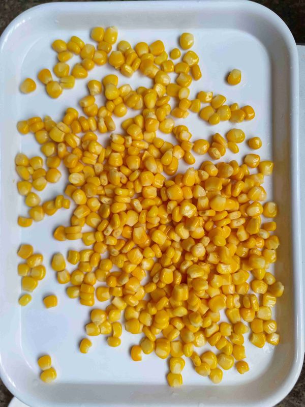 Maíz dulce enlatado de primera calidad con 2 años de vida útil y 1080 cajas por 20 GP