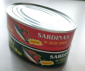 Las latas de la caballa y los pescados de las sardinas conservaron en las latas ovales 425g de China